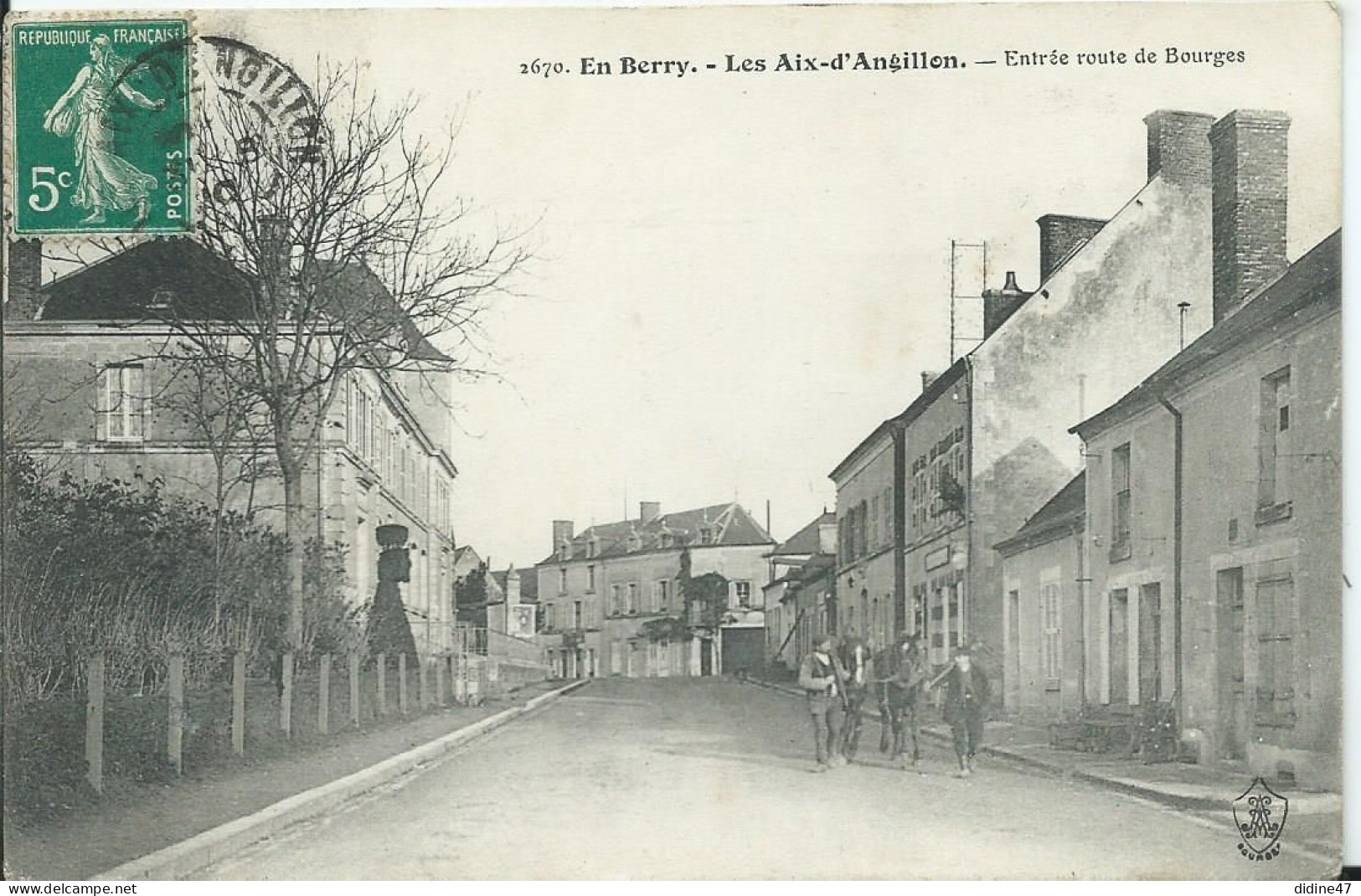 LES AIX D'ANGILLON - Entrée Route De Bourges - Les Aix-d'Angillon