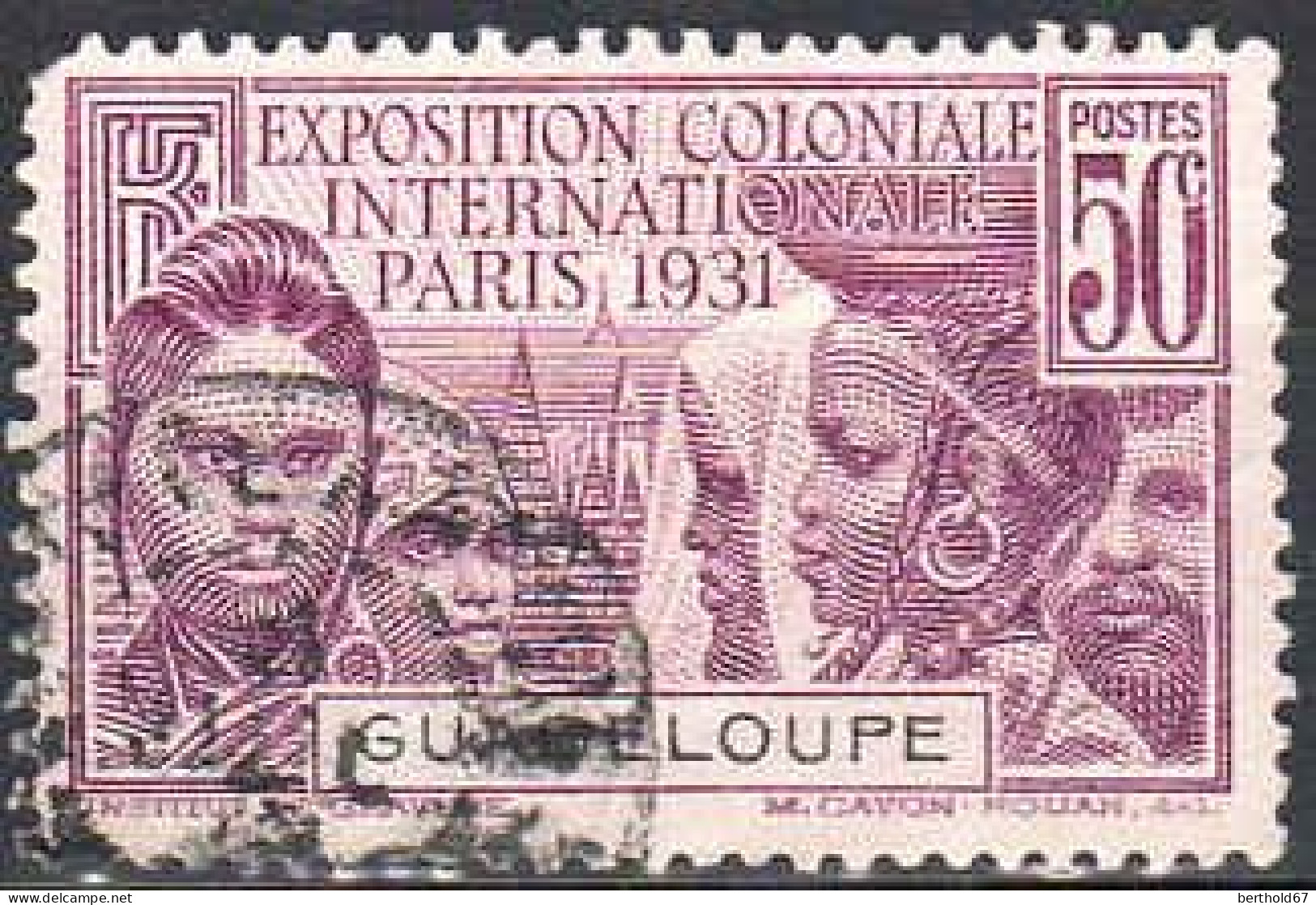 Guadeloupe Poste Obl Yv:124 Mi:128 Exposition Coloniale Femmes (cachet Rond) Une Dent Courte - Oblitérés