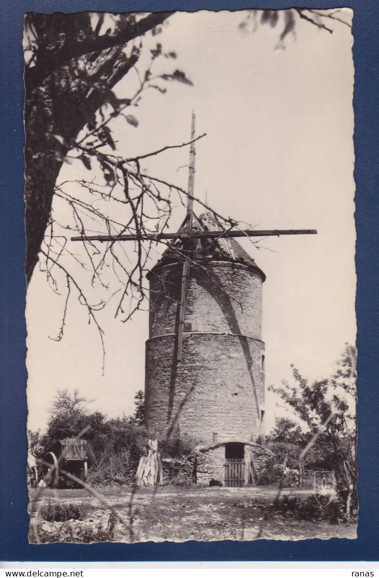 CPSM Moulin à Vent Circulée Voir Dos Carte Photo Saint Pierre Le Moutier Nièvre - Windmills