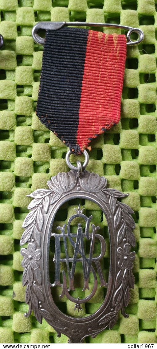 2 X Medaille  : Corps Politie Muziek Amsterdam + 1945 A 1950 -  Original Foto  !!  Medallion  Dutch - Andere & Zonder Classificatie