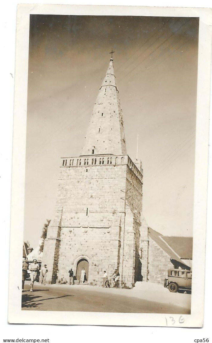 LARMOR Plage - Devant L'Église - Larmor-Plage