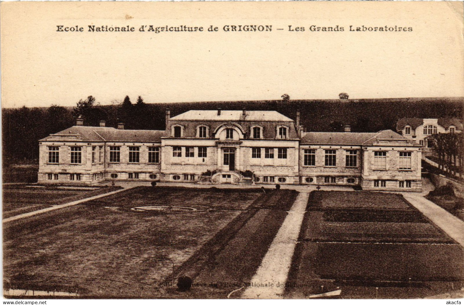 CPA THIVERVAL-GRIGNON Ecole Nationale D'Agriculture - Laboratories (1386279) - Grignon