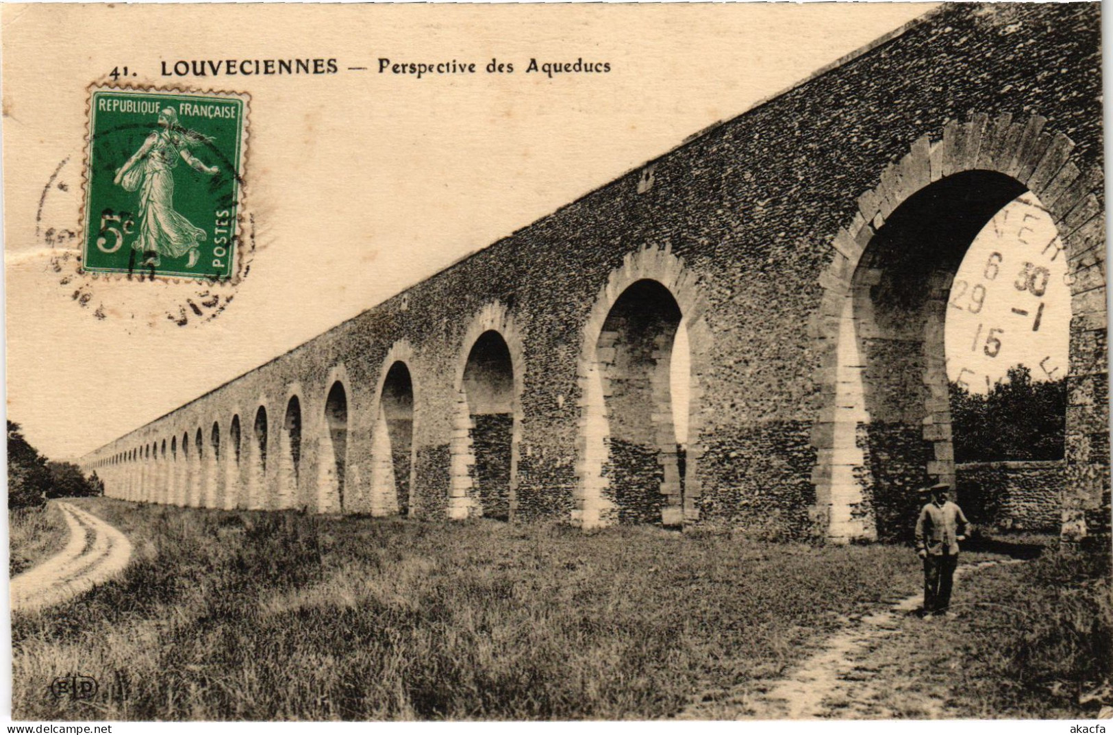 CPA LOUVECIENNES Perspective Des Aqueducs (1386269) - Louveciennes