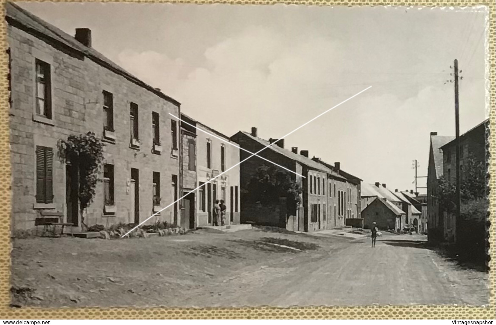 TREIGNES Sur VIROIN Auberge De Jeunesse Grand’’ Rue CP Photo Véritable édit Maison Paquet-Meerts - Viroinval