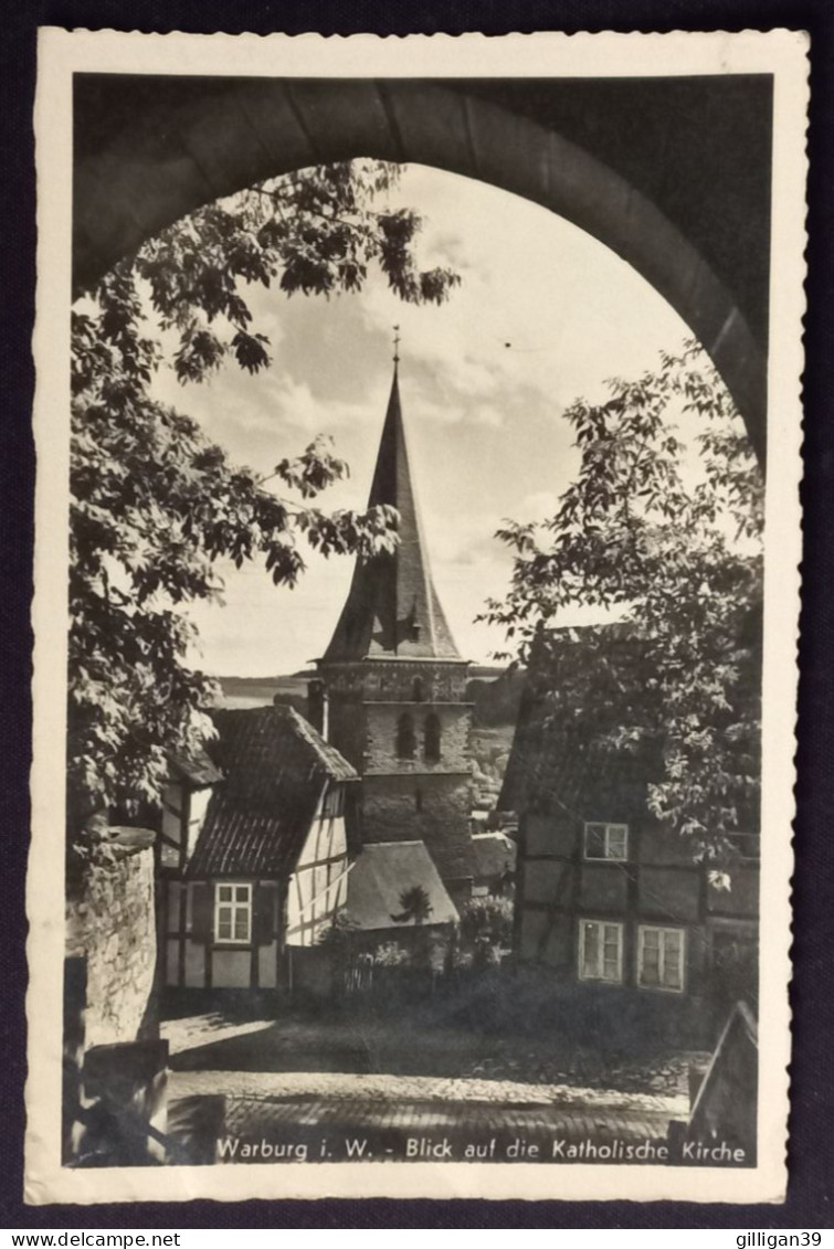 WARBURG I.W., Blick Auf Die Katholische Kirche, Foto-AK, 1949 Gelaufen - Warburg