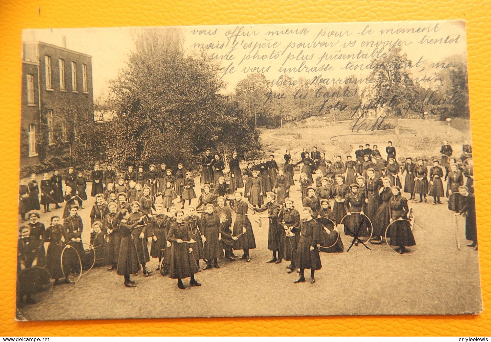 LEUZE  -  Etablissement Des Dames De St François De Sales - Jardin Du Pensionnat   -  1911 - Leuze-en-Hainaut