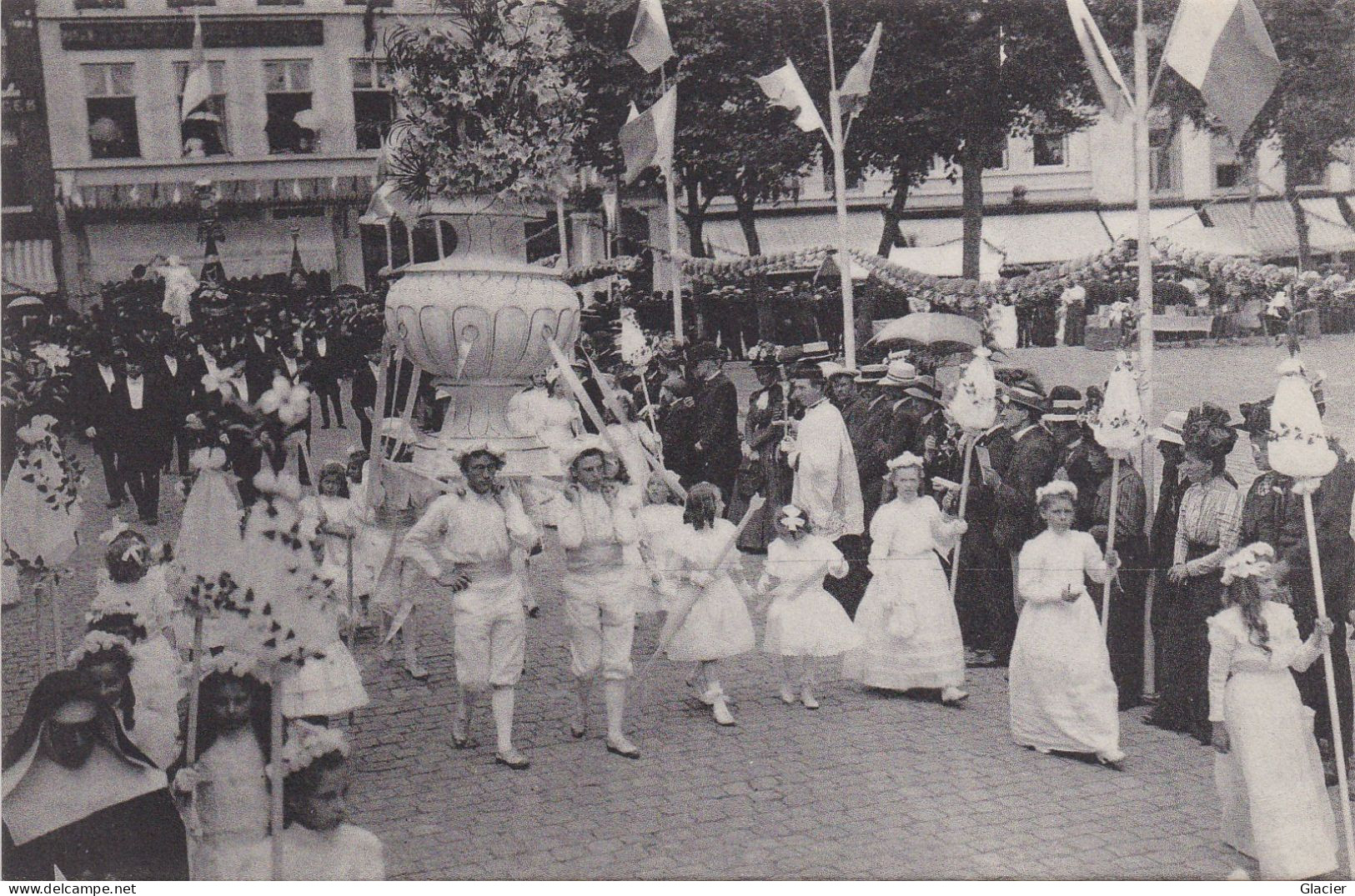 Tongeren Processie Der H. Relieken - Tongres Procession Des S.Reliques - N° 23 - Tongeren