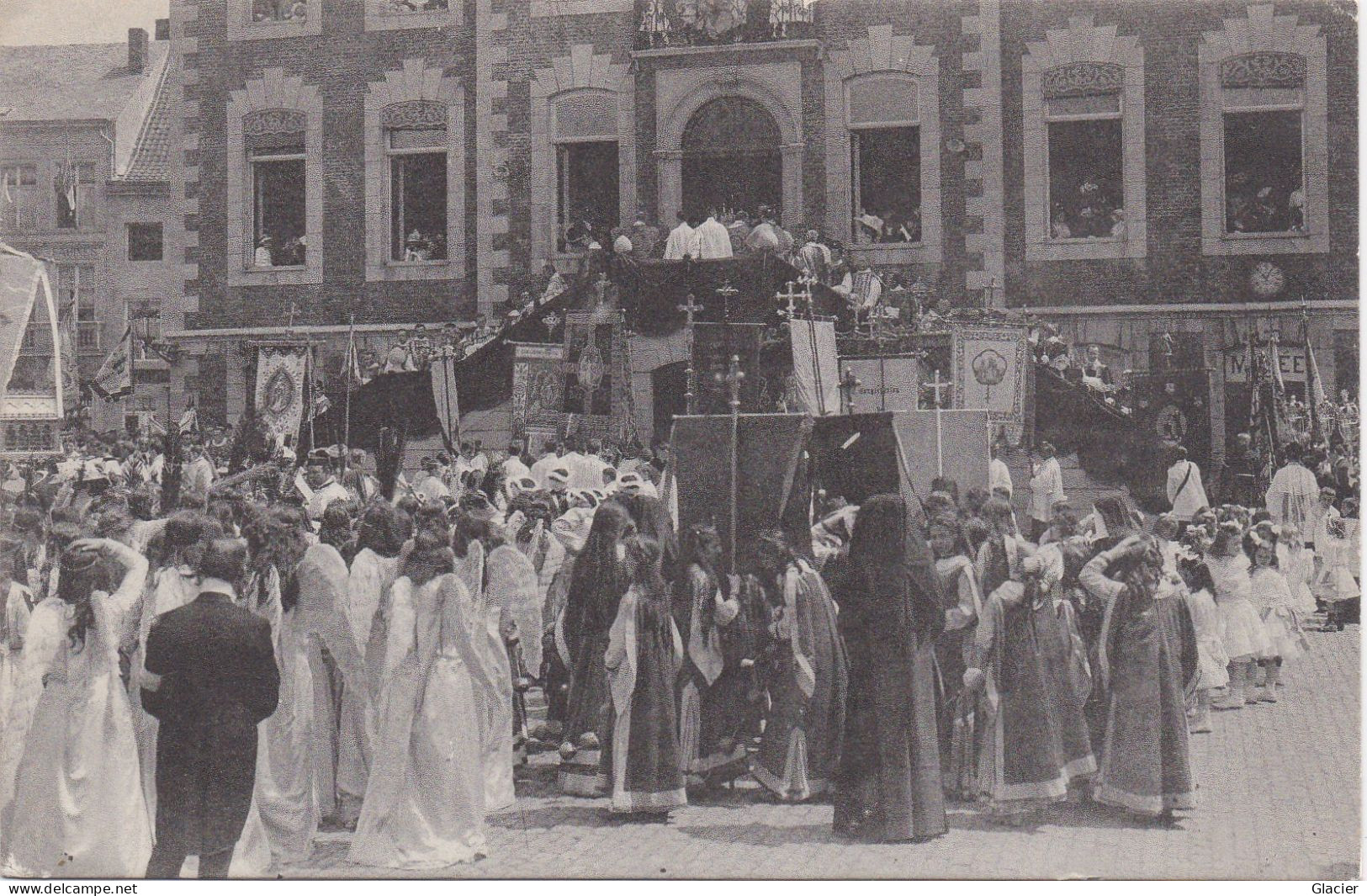 Tongeren Processie Der H. Relieken - Tongres Procession Des S.Reliques - N° 40 - Tongeren