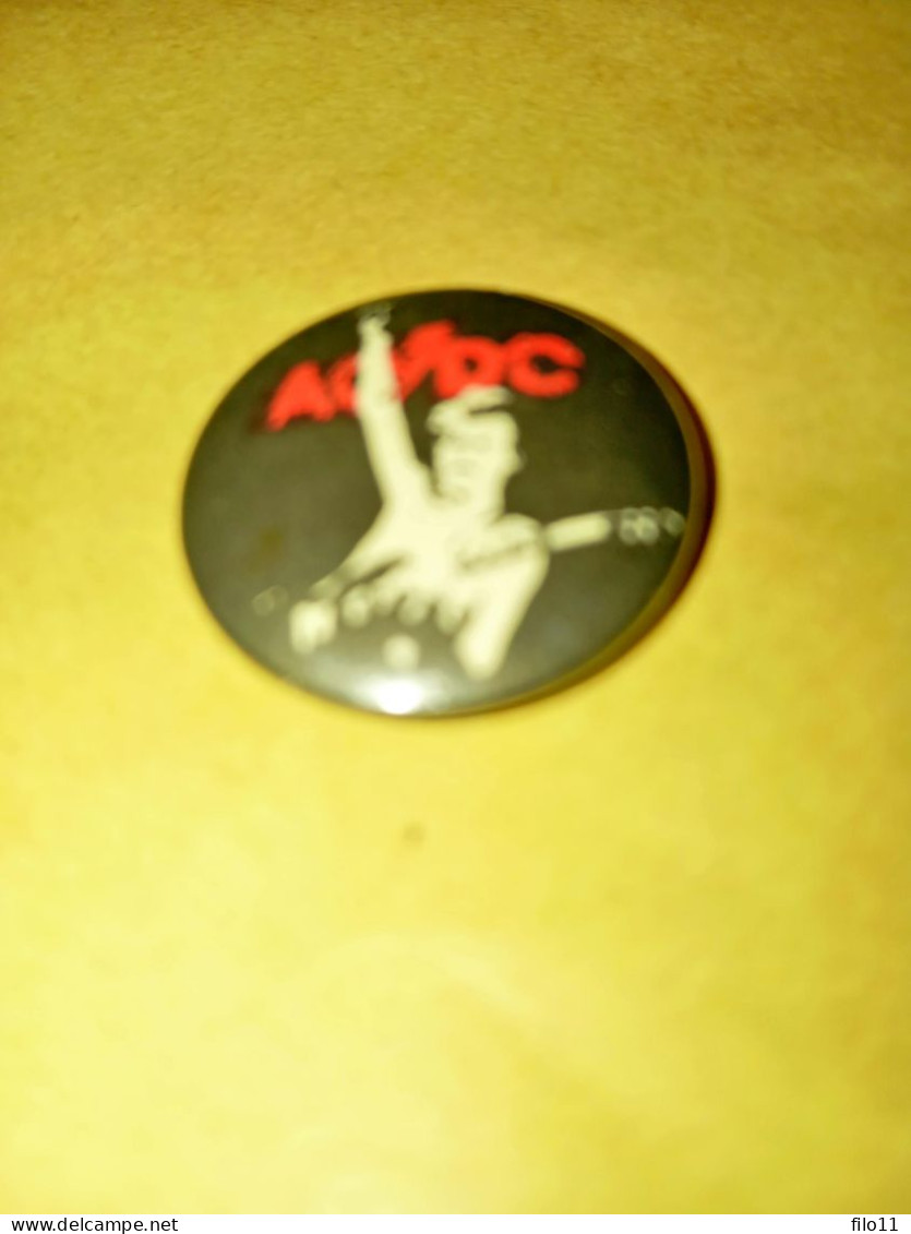 Musique AC/DC épingle. - Objetos Derivados