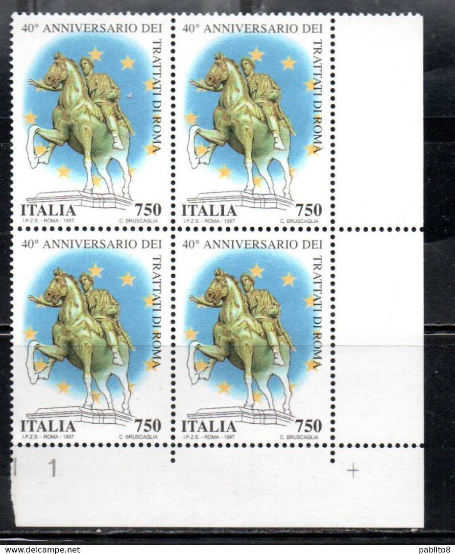 ITALIA REPUBBLICA ITALY REPUBLIC 1997 LE ISTITUZIONI TRATTATI DI ROMA QUARTINA ANGOLO DI FOGLIO BLOCK MNH - 1991-00: Ungebraucht