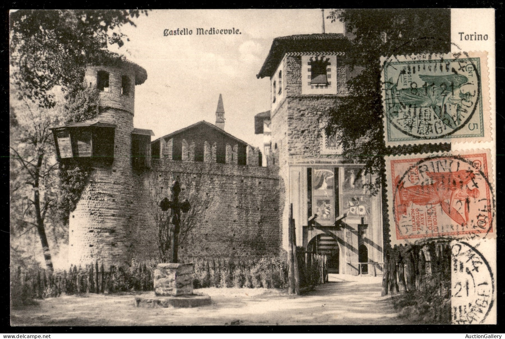 Regno - Vittorio Emanuele III - Vittoria (119/122) - Serie Completa Su Tre Cartoline Da Torino Con Vedute Del Castello M - Sonstige & Ohne Zuordnung