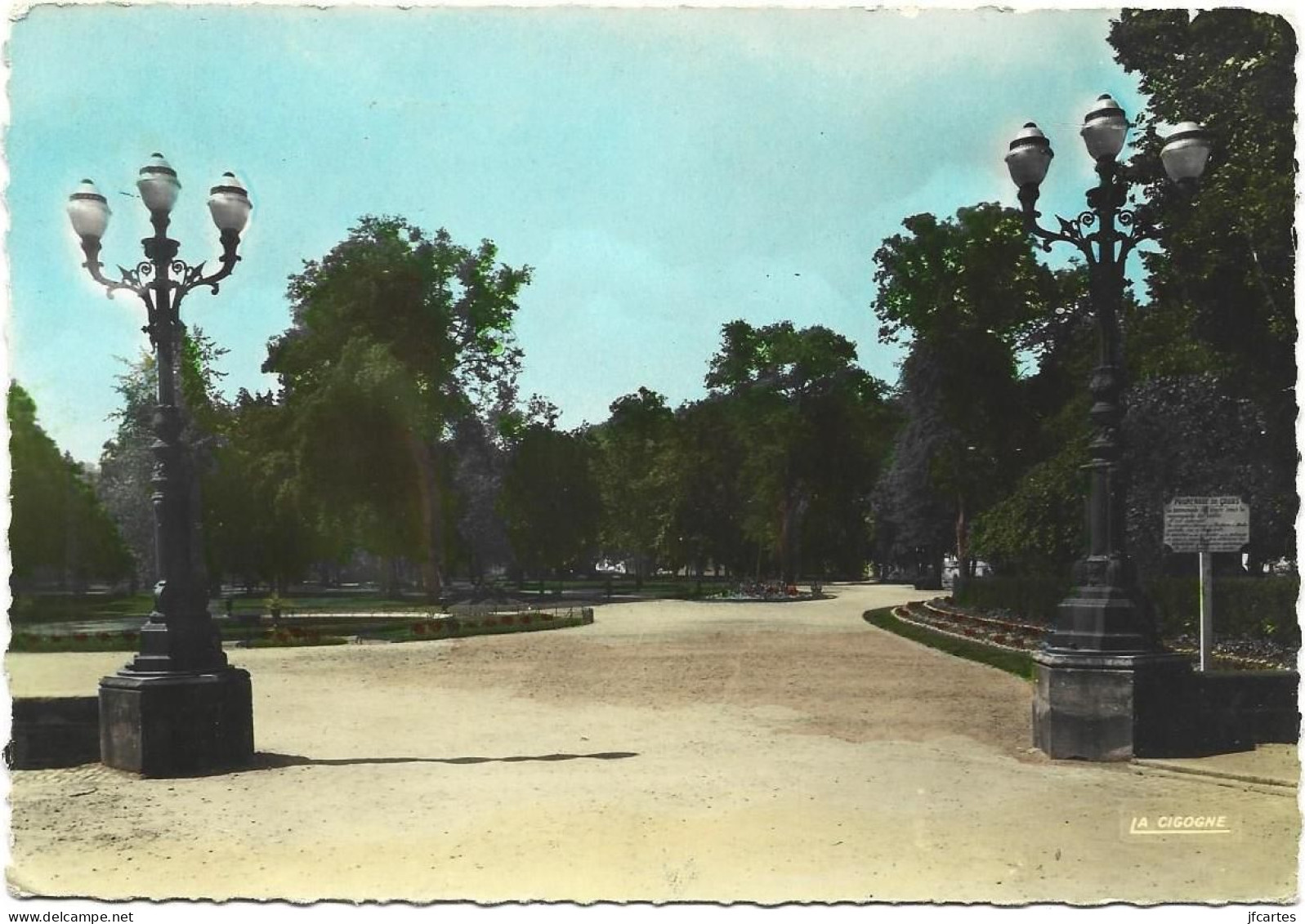 88 - EPINAL - Lot N° 2 de 46 cartes postales - Toutes scannées