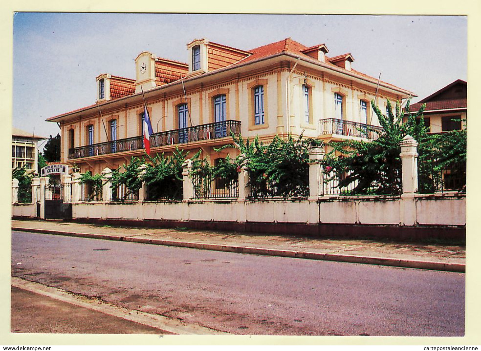 16159 / Guyanne Française CAYENNE MAIRIE Façade Sur Rue 1970s -DELABERGERIE 584 - Cayenne