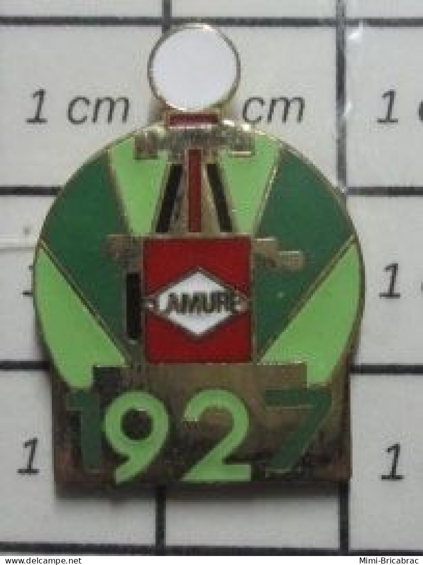 910A Pin's Pins / Beau Et Rare / CARBURANTS / LAMURE POMPE A ESSENCE 1927 - Kraftstoffe