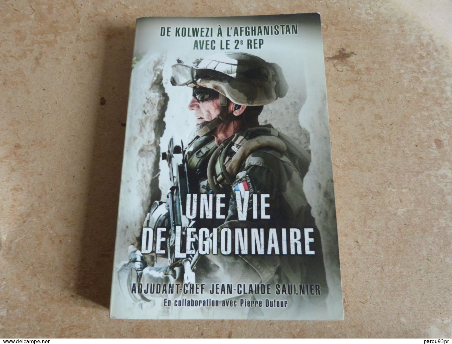 lot de 3 livres militaires sur armée française (légion étrangère, commandos marine et forces spéciales)