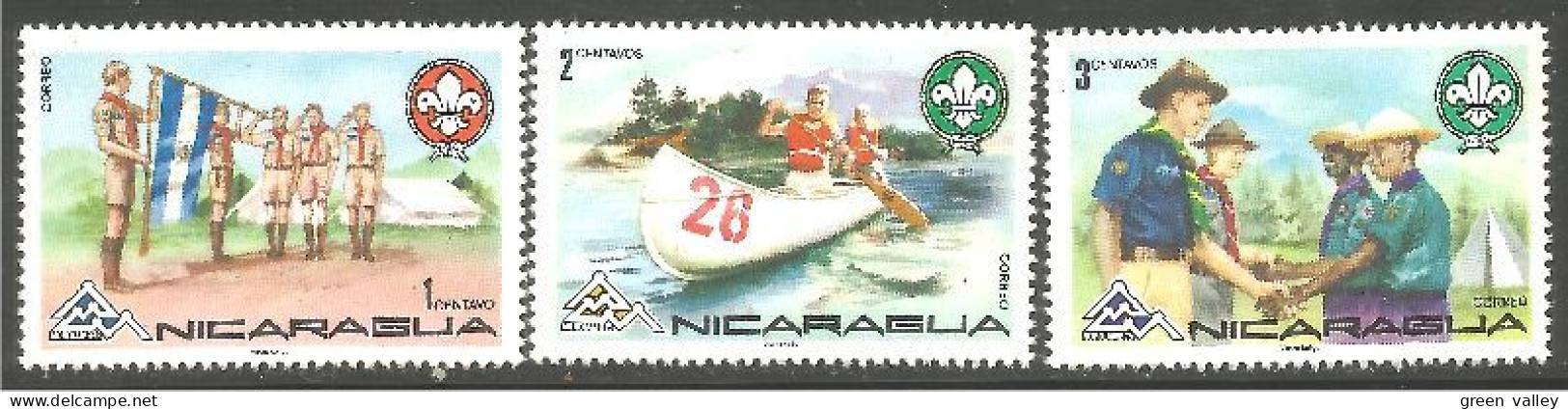 684 Nicaragua Scouts Canot Canoe Drapeau Flag MNH ** Neuf SC (NIC-459) - Unused Stamps
