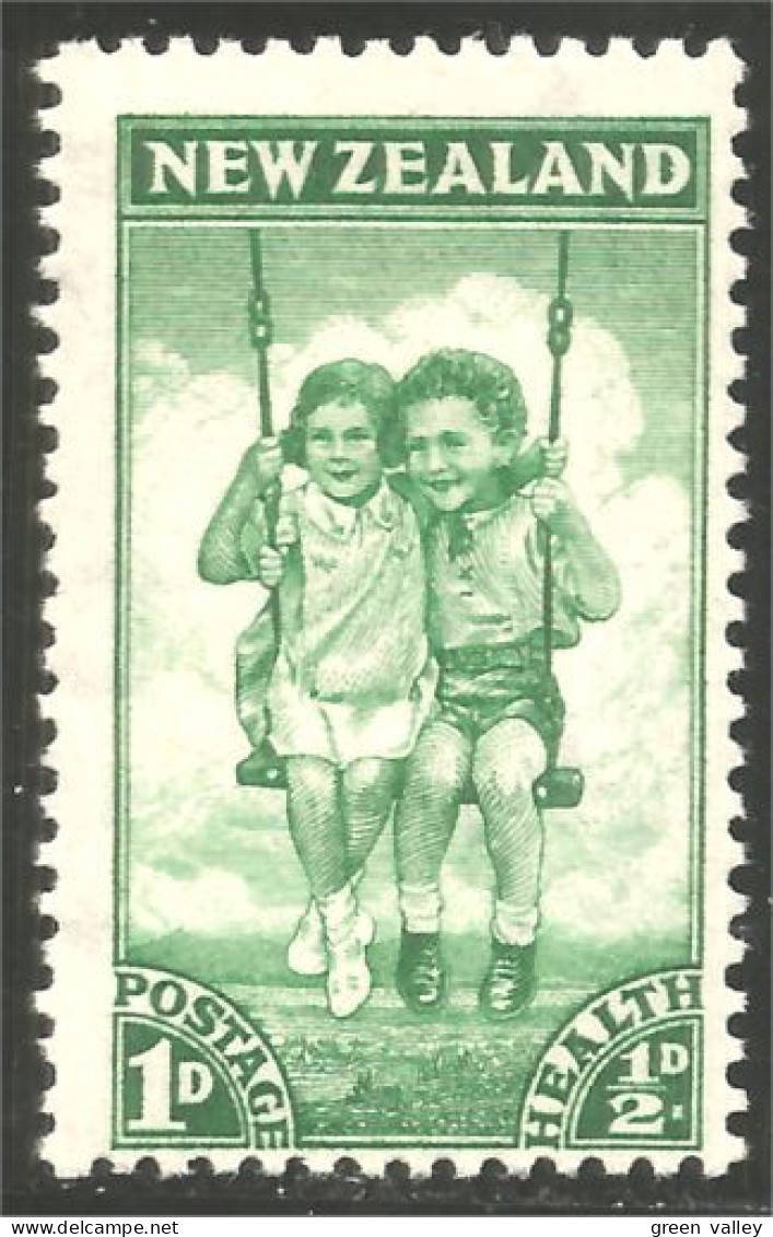 706 New Zealand 1942 Children Swing Enfants Balançoire MNH ** Neuf SC (NZ-36) - Unused Stamps