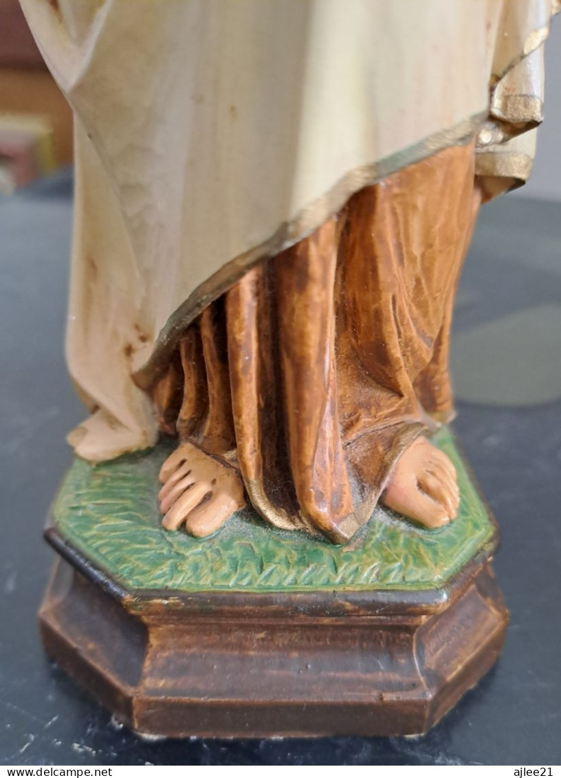 Statue Sainte Vierge Marie Et Enfant Jesus.  Scapulaire Du Mont Carmel.  Numéroté 2 / 87.