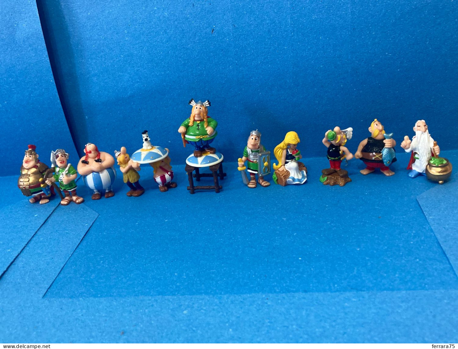 KINDER FERRERO SORPRESINE SERIE NON COMPLETA ASTERIX & ROMANS. - Otros & Sin Clasificación