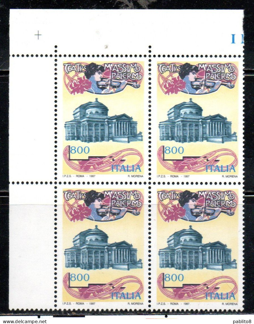 ITALIA REPUBBLICA ITALY REPUBLIC 1997 CENTENARIO DEL TEATRO MASSIMO DI PALERMO TEATHER QUARTINA ANGOLO DI FOGLIO MNH - 1991-00: Nieuw/plakker