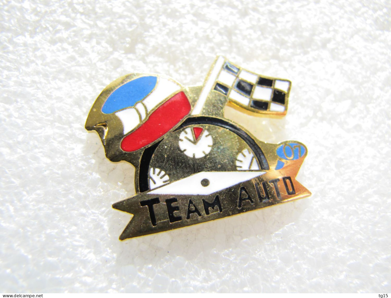 PIN'S  TEAM AUTO 07  Email Grand Feu - Rally
