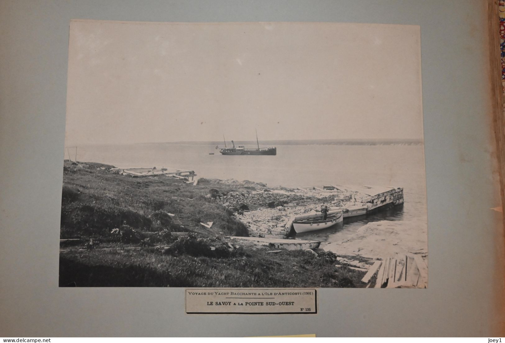 Anticosti ,l'Album photo qui raconte l histoire de l'ile d ' Anticosti après l achat de l ile par Henri Menier en 1895