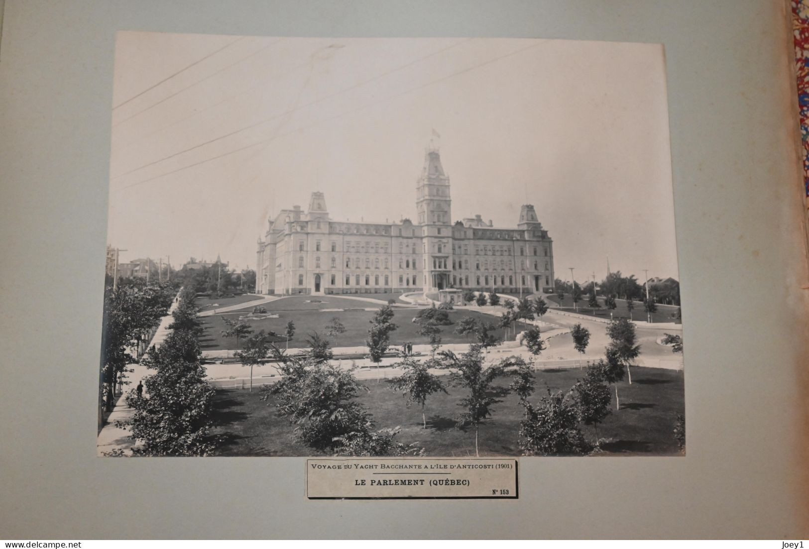 Anticosti ,l'Album photo qui raconte l histoire de l'ile d ' Anticosti après l achat de l ile par Henri Menier en 1895