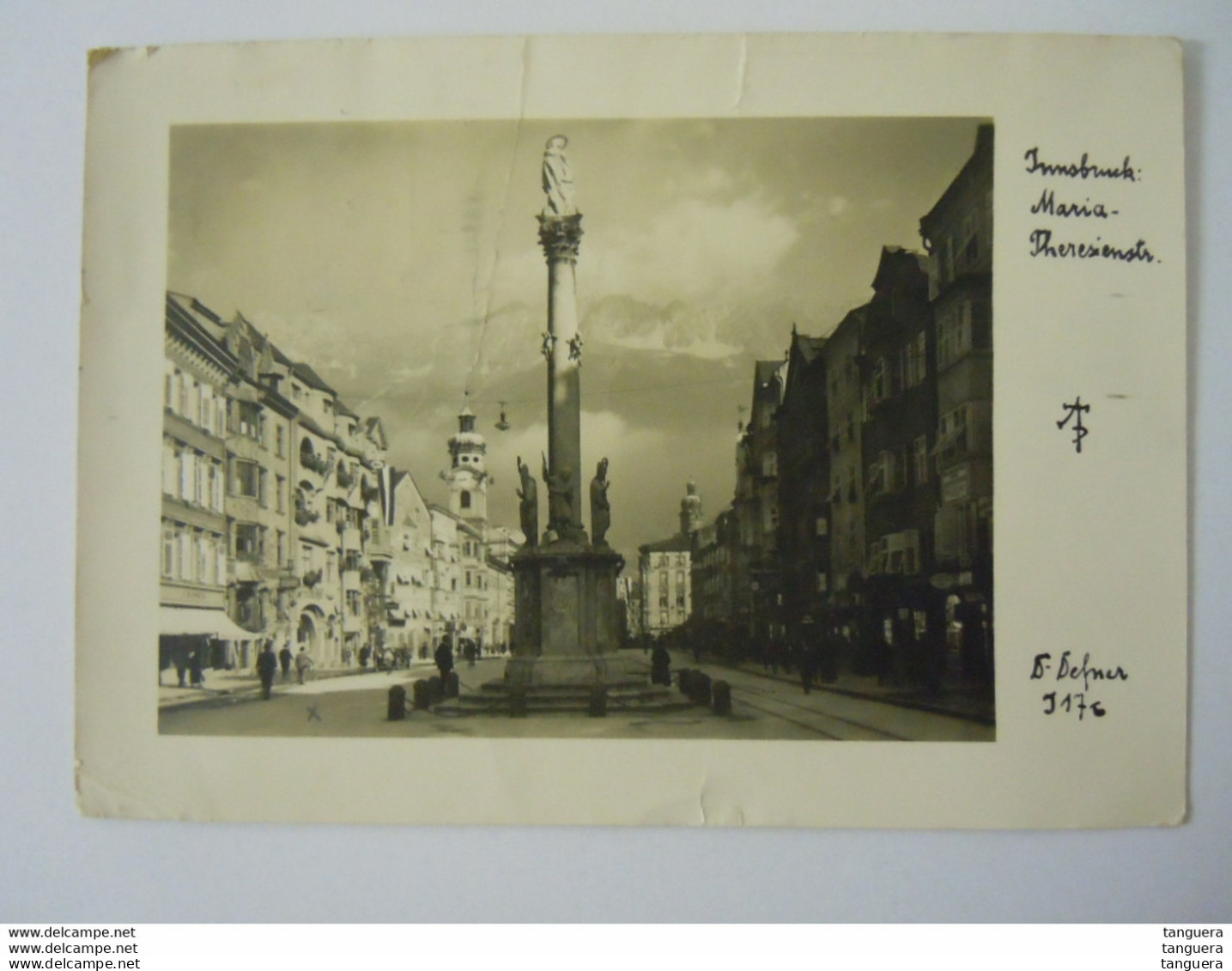 Autriche Innsbruck Maria Theresienstr. Photo A. Defner Circulée 1953 Timbre Yv 819 Theodor Körner Un Peut Abimée - Innsbruck