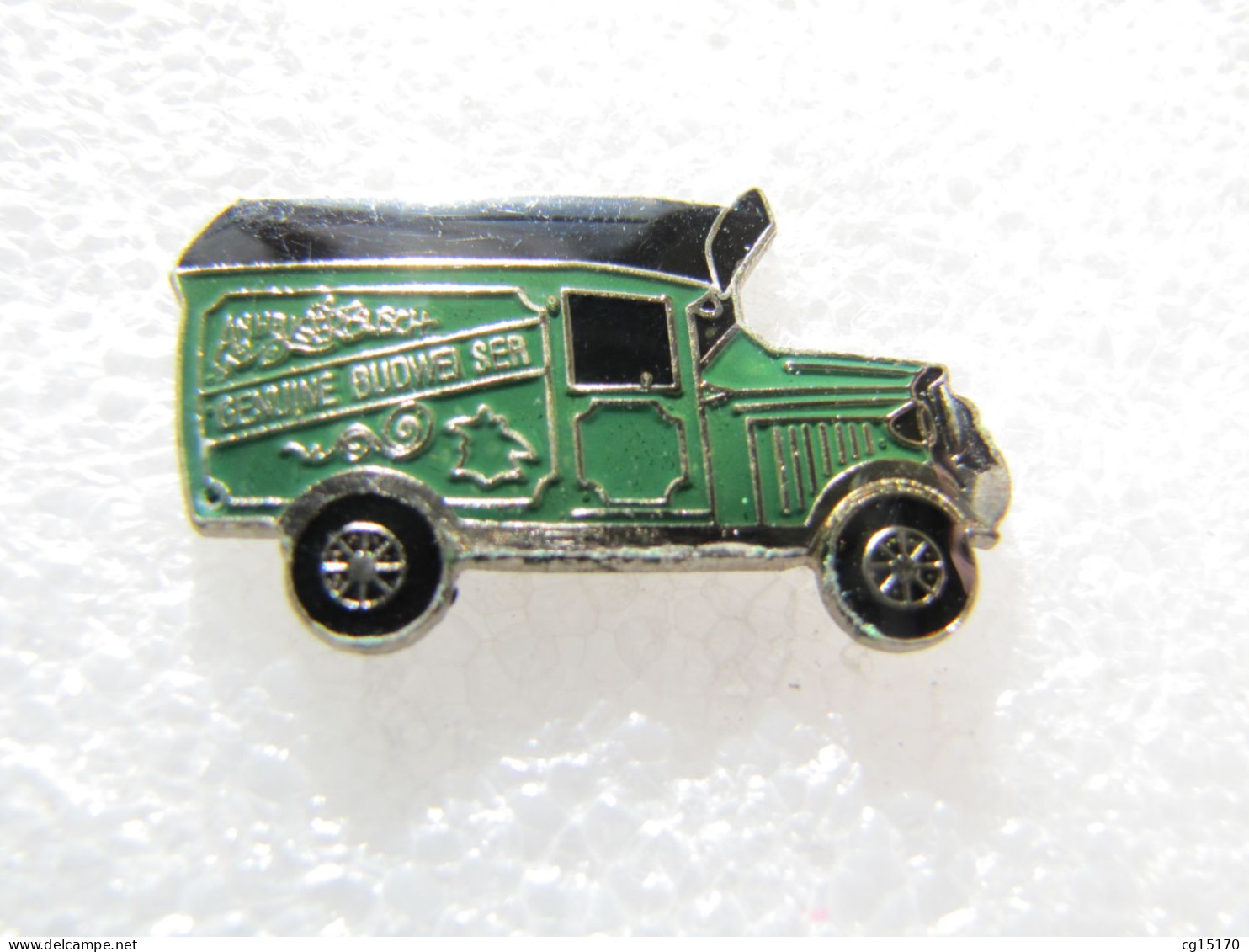 PIN'S  BIÈRE  GENUINE  BUDWEISER  CAMION - Bière