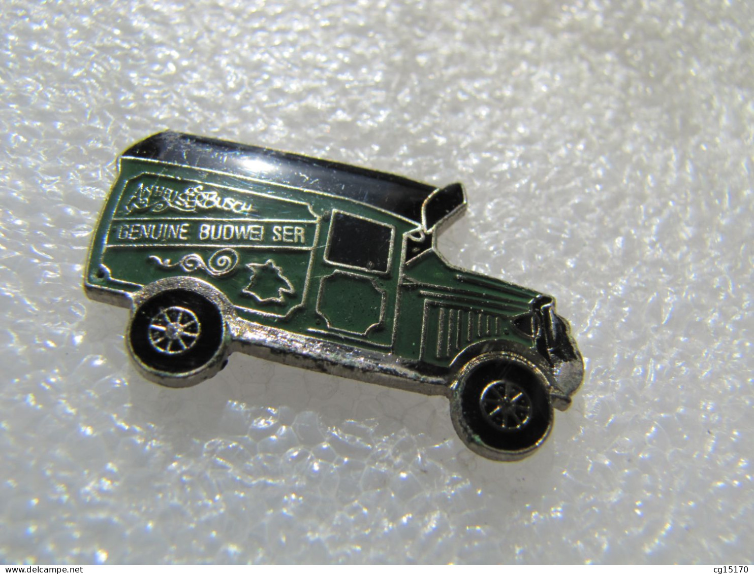PIN'S  BIÈRE  GENUINE  BUDWEISER  CAMION - Beer
