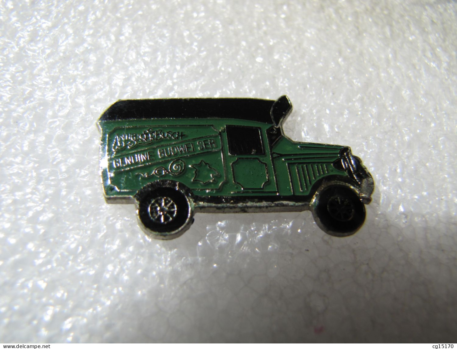 PIN'S  BIÈRE  GENUINE  BUDWEISER  CAMION - Bierpins