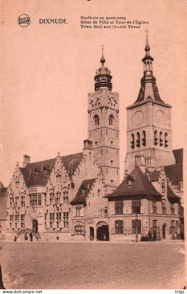 Dixmude - Stadhuis En Kerktoren - Diksmuide