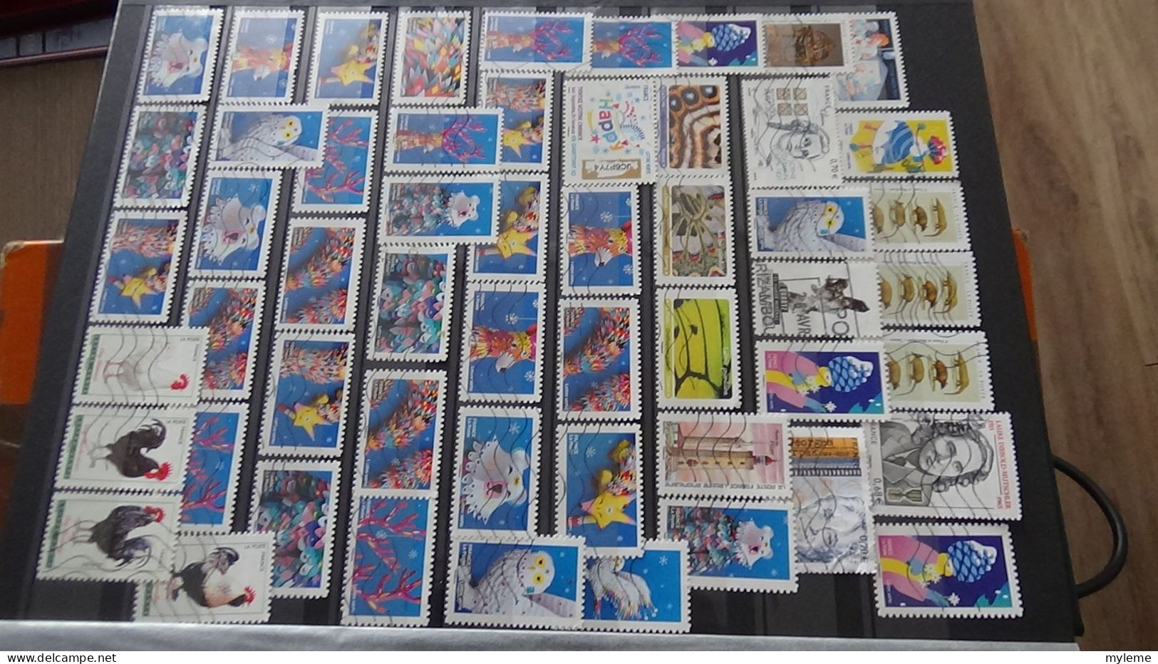 AZ104 Bel ensemble de timbres autoadhésifs oblitérés de France.  A saisir !!!