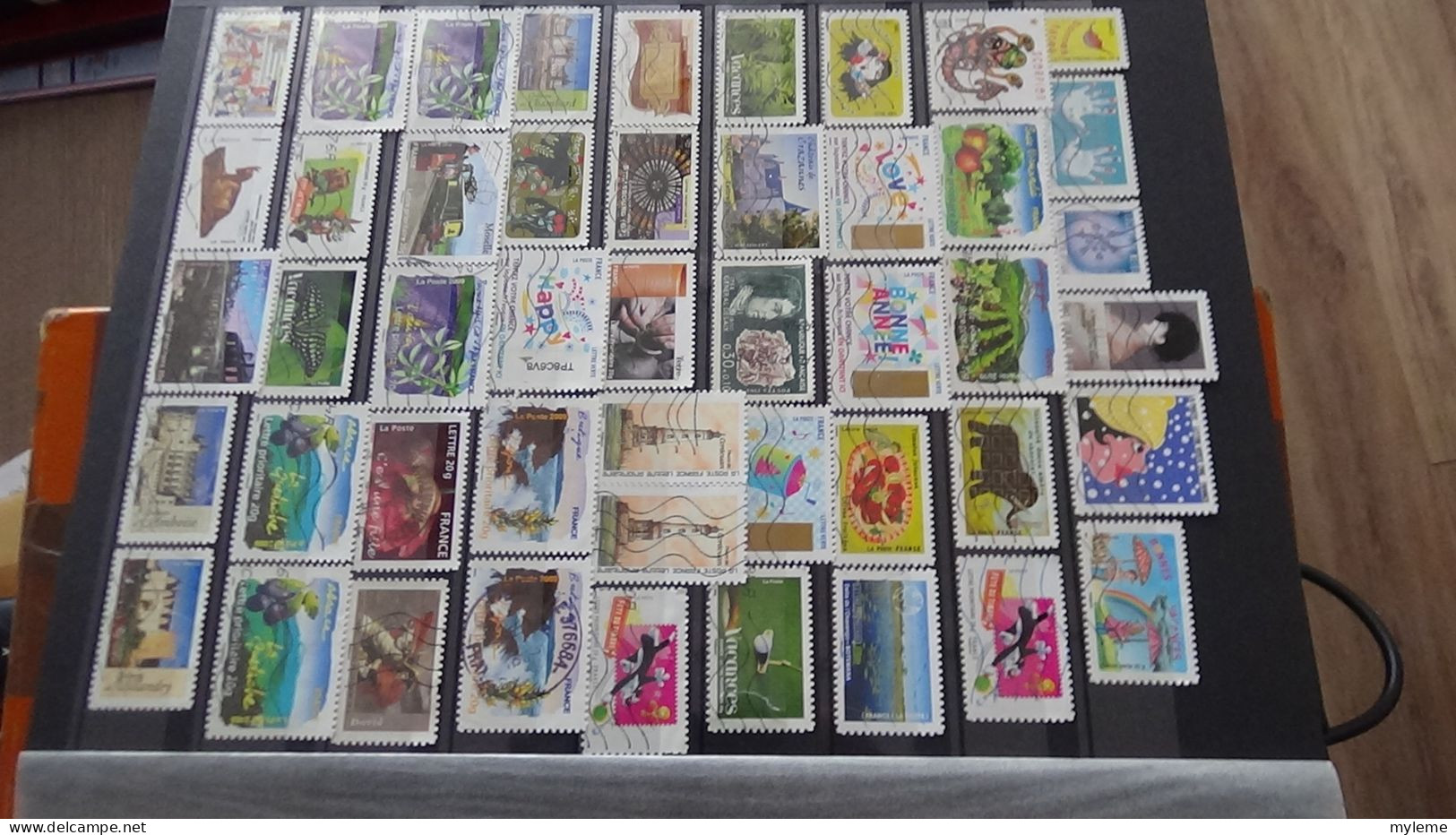 AZ104 Bel ensemble de timbres autoadhésifs oblitérés de France.  A saisir !!!