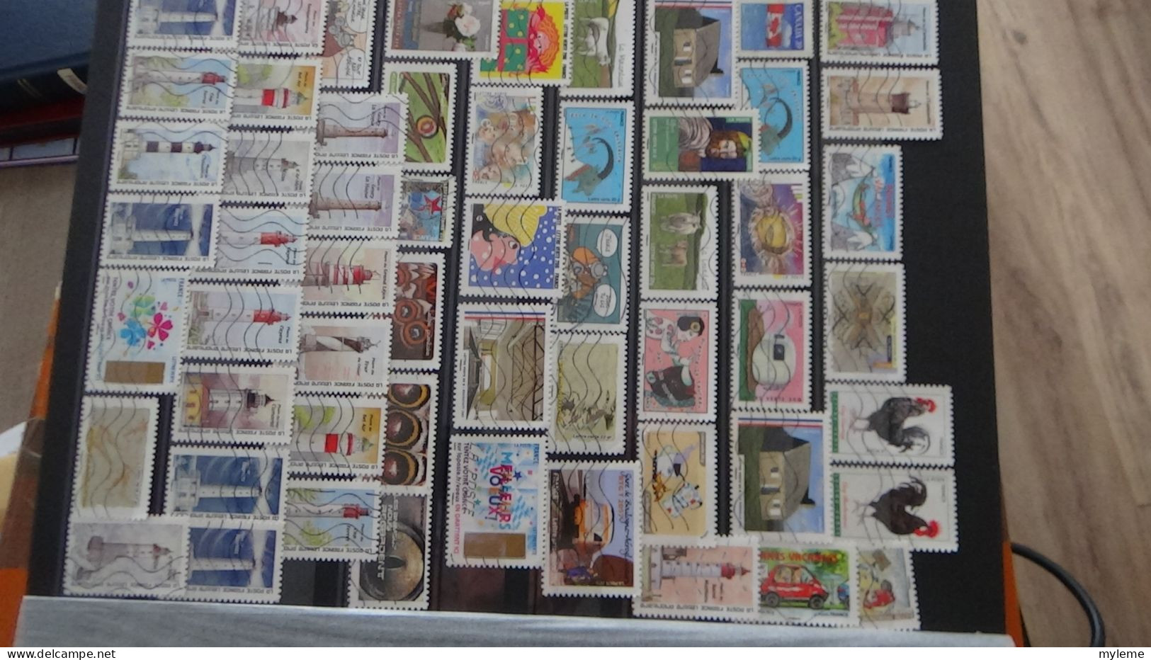 AZ104 Bel ensemble de timbres autoadhésifs oblitérés de France.  A saisir !!!