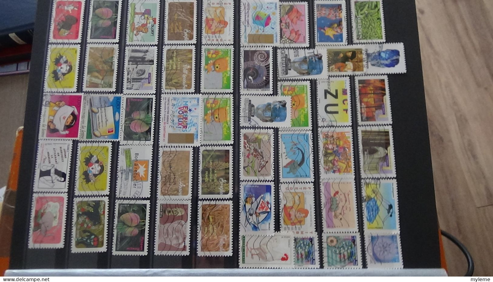 AZ104 Bel ensemble de timbres autoadhésifs oblitérés de France.  A saisir !!!