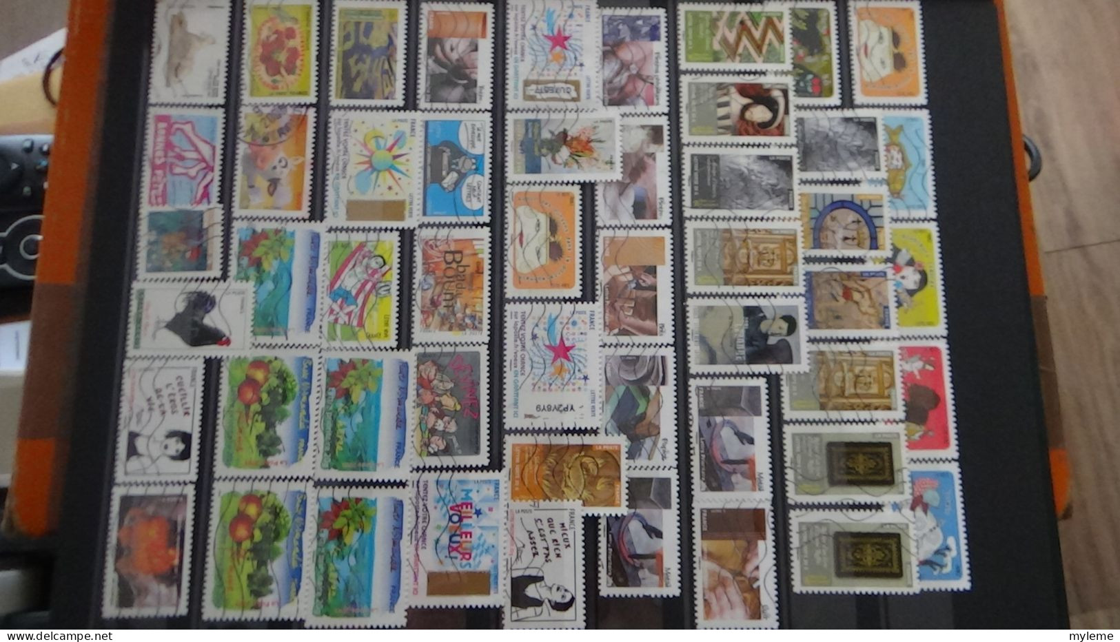 AZ104 Bel ensemble de timbres autoadhésifs oblitérés de France.  A saisir !!!