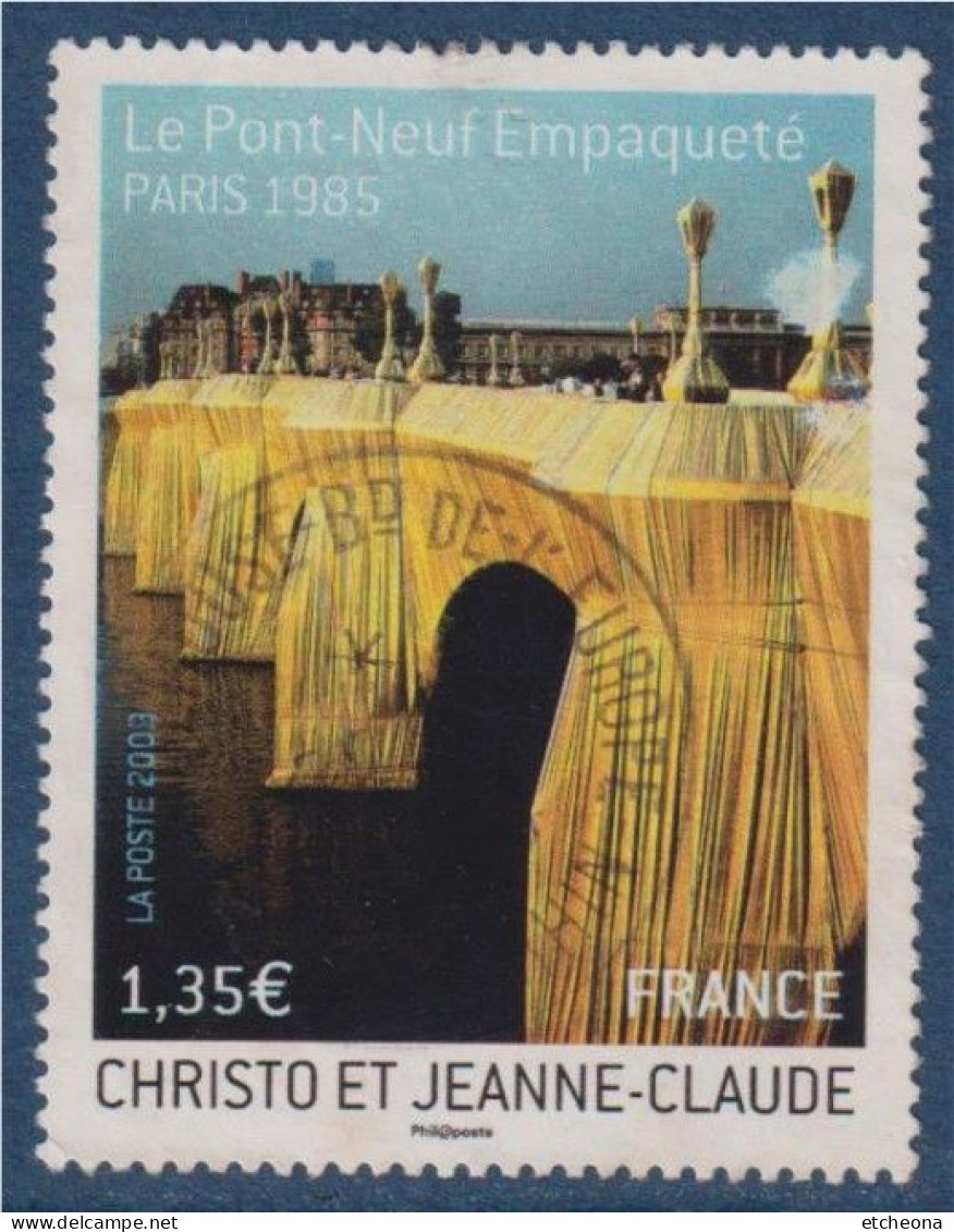 Le Pont-Neuf à Paris Empaqueté Par Christo Et Jeanne Claude N°4369 Oblitéré Gommé Vue Du Pont En 1985 - Oblitérés