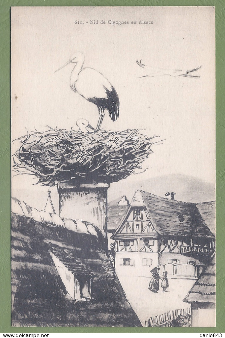 Bon lot de 60 CPA/CPSM  FOLKLORIQUE D'ALSACE LORRAINE - Costumes, scènes de vie, habitat & quelques fantaisies