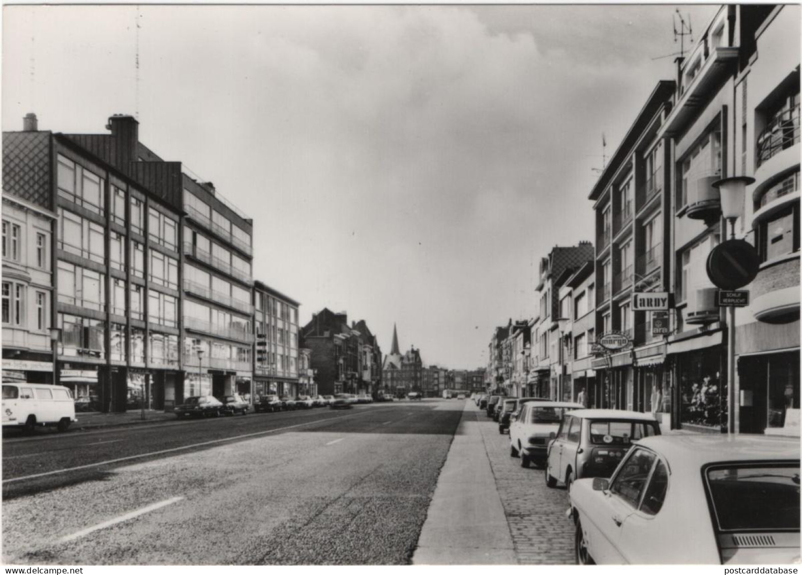 Mortsel - Statielei - & Old Cars - Mortsel