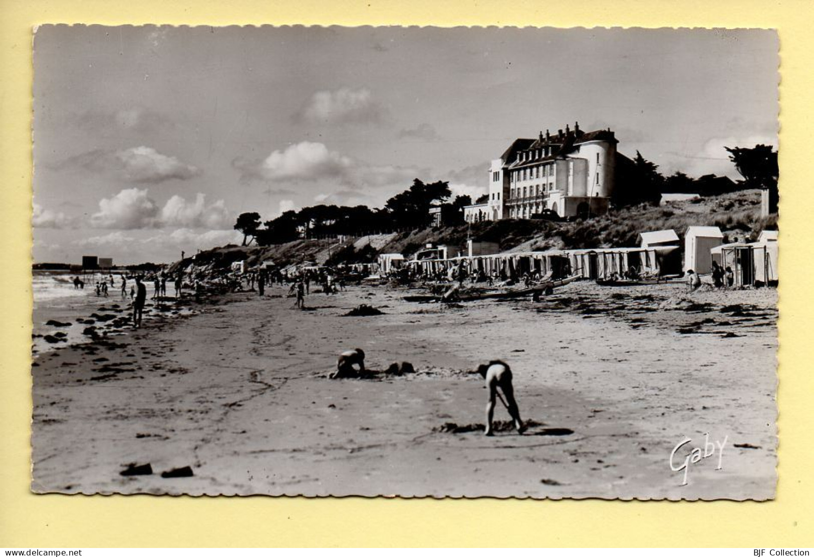 44. SAINT-BREVIN-L'OCEAN – Le Casino-Hôtel De La Plage (animée) CPSM (voir Scan Recto/verso) - Saint-Brevin-l'Océan