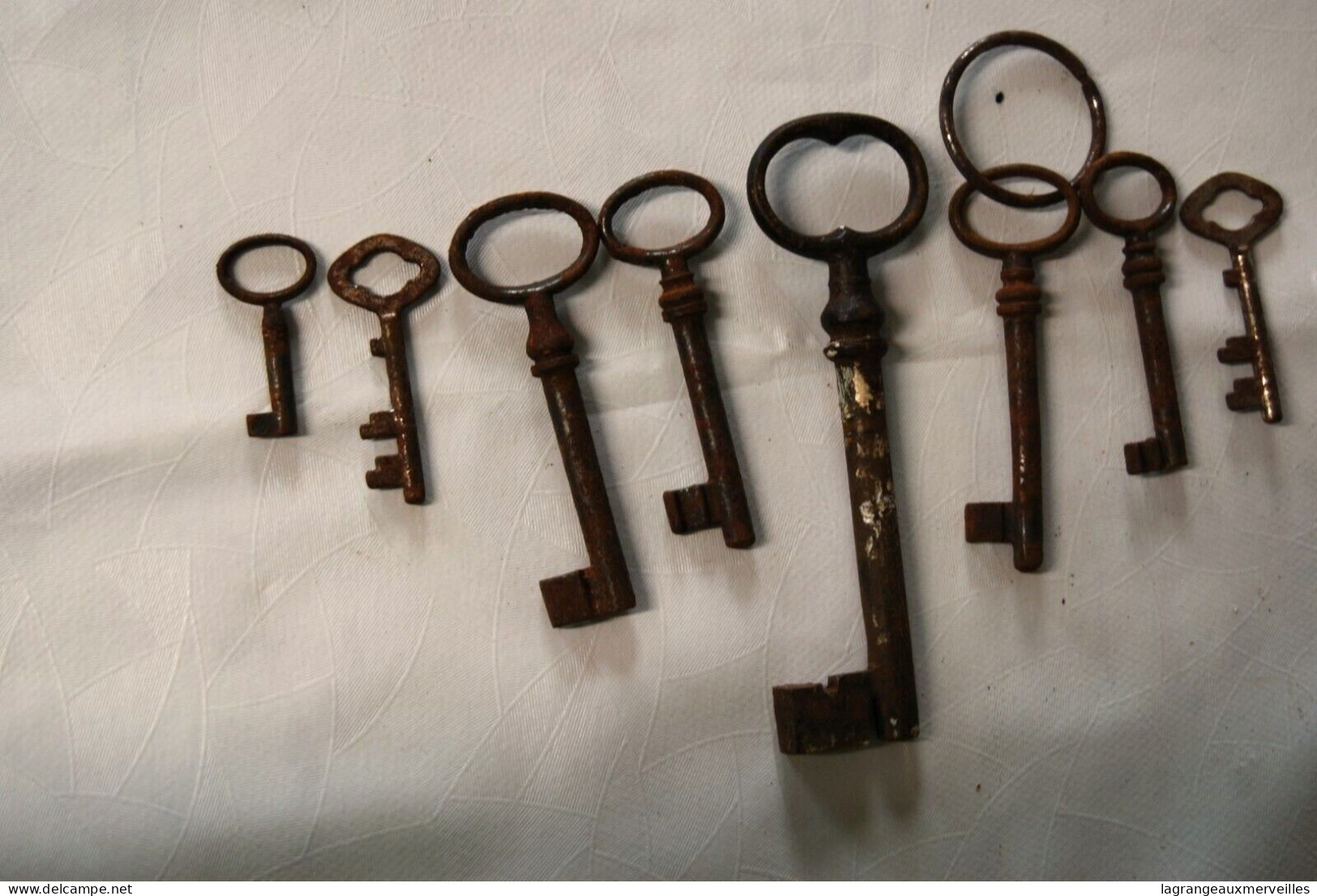 C206 8 Anciennes Clefs De Chateau - France - Old Casstle - Ferronnerie