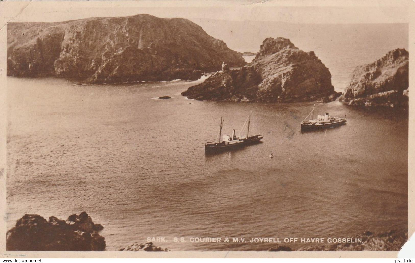 2784 Sark S. S. Courier & M. V. Joybell Off Havre Gosselin - Sark