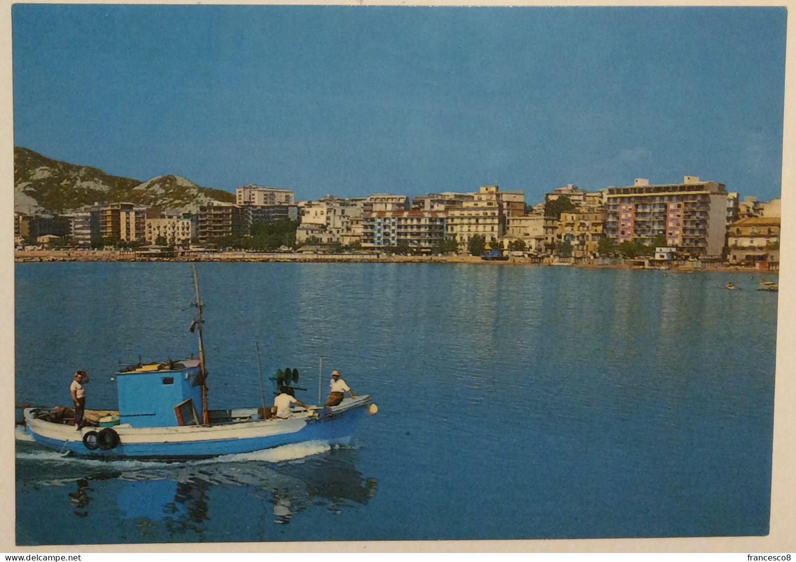 CROTONE PANORAMA DAL MARE - Crotone