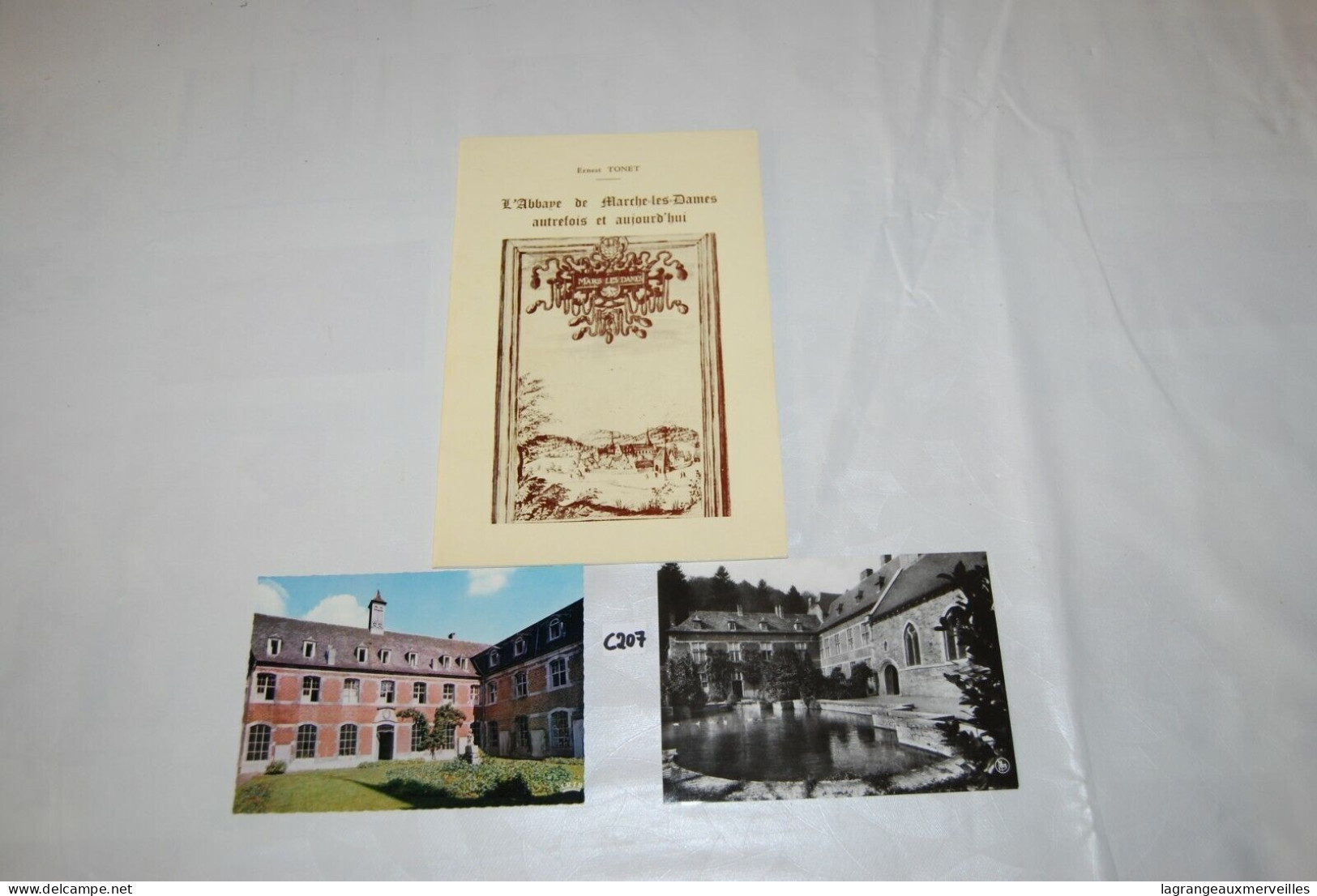 C207 Livret Et Photos De L'abbaye De Marche Les Dames - Tourism