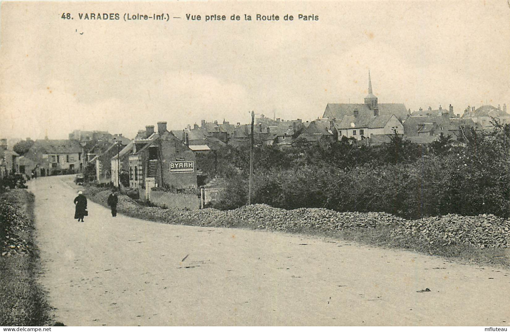 44* VARADES  Vue Prise De La Route De Paris      RL24,0333 - Varades