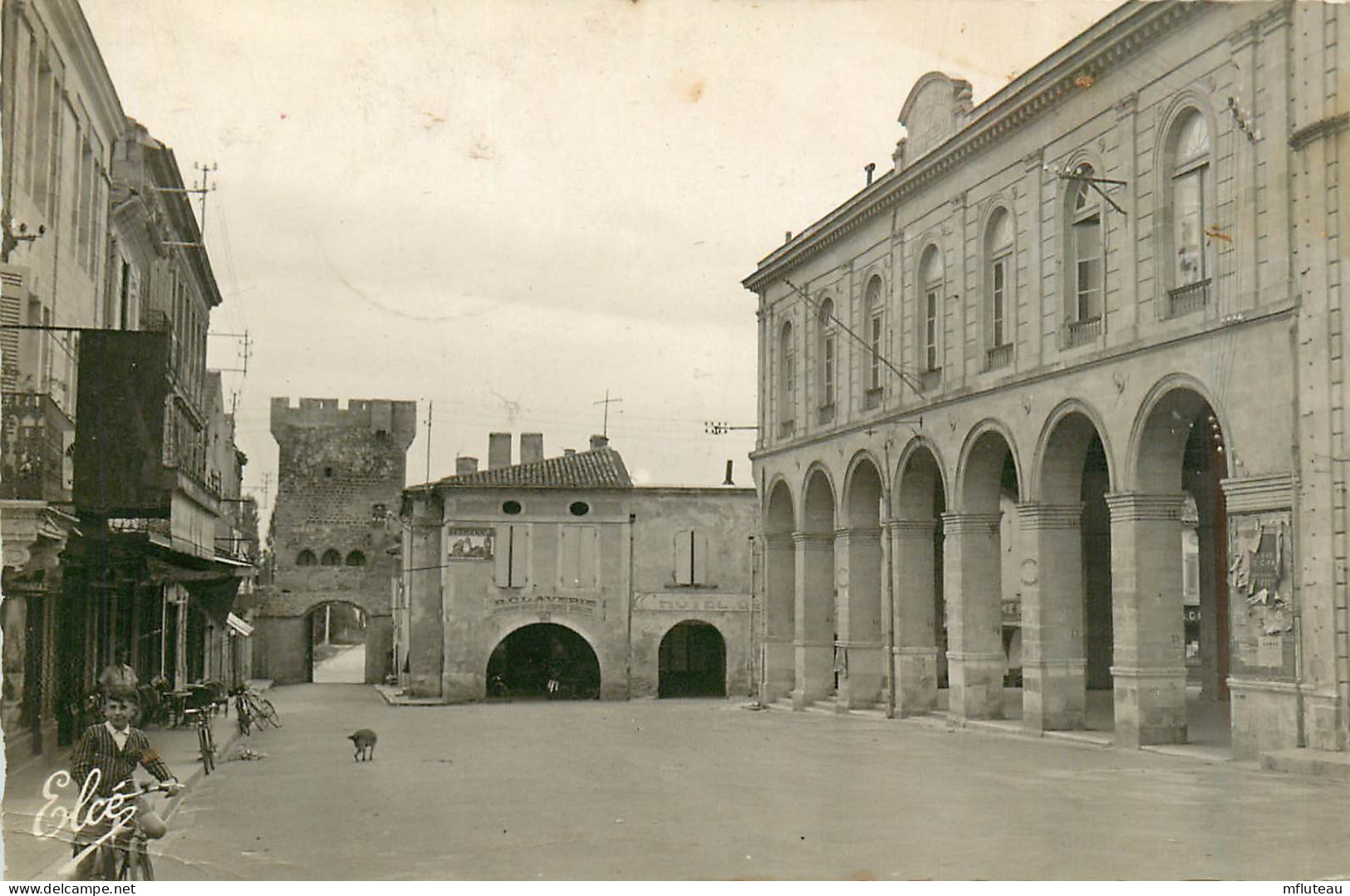 33* CADILLAC S/GARONNE  Hotel Des Arceaux        RL33.1378 - Cadillac