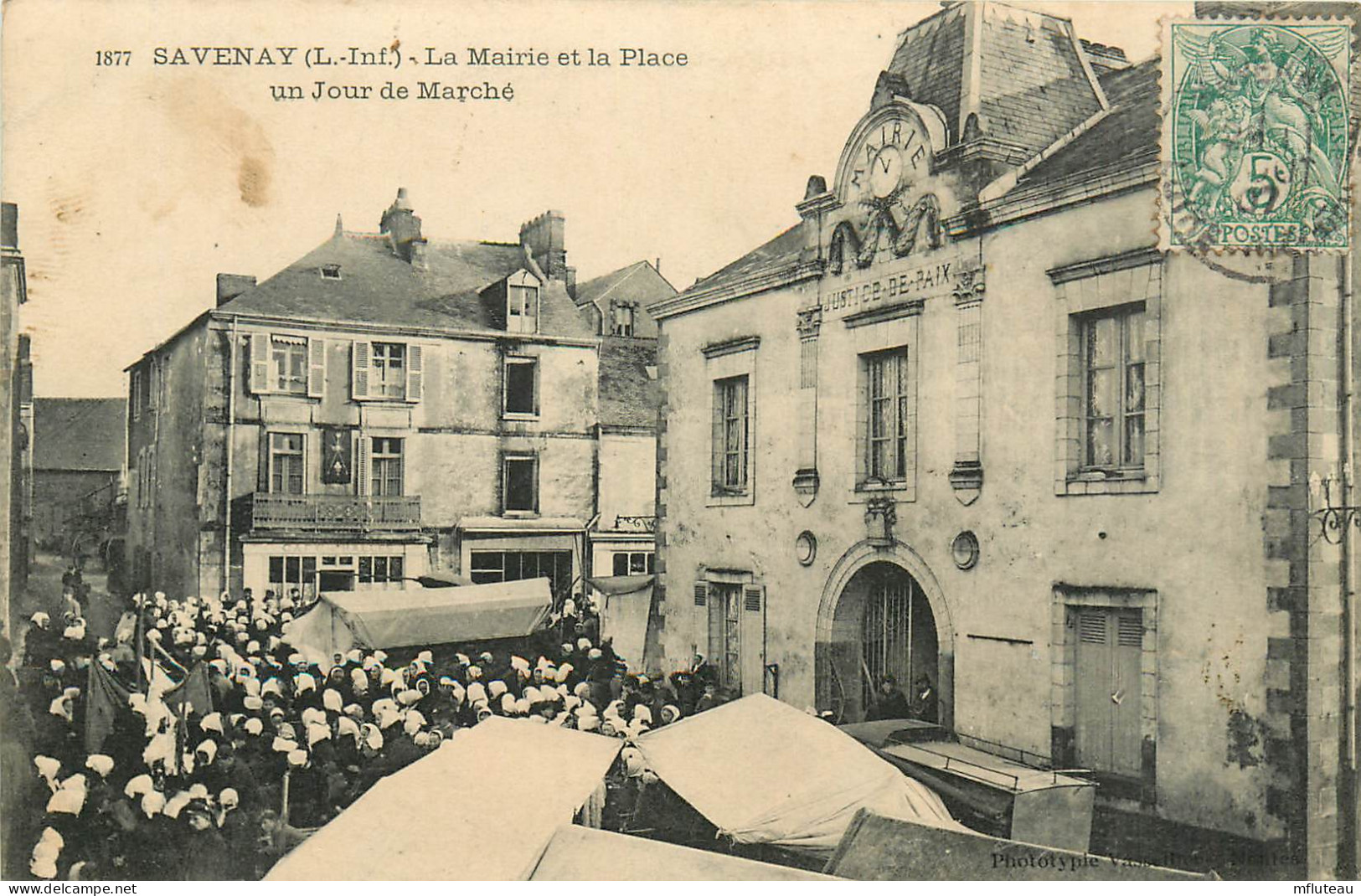 44* SAVENAY  La  Mairie Et La Place  - Jour De Marche        RL41,0314 - Savenay