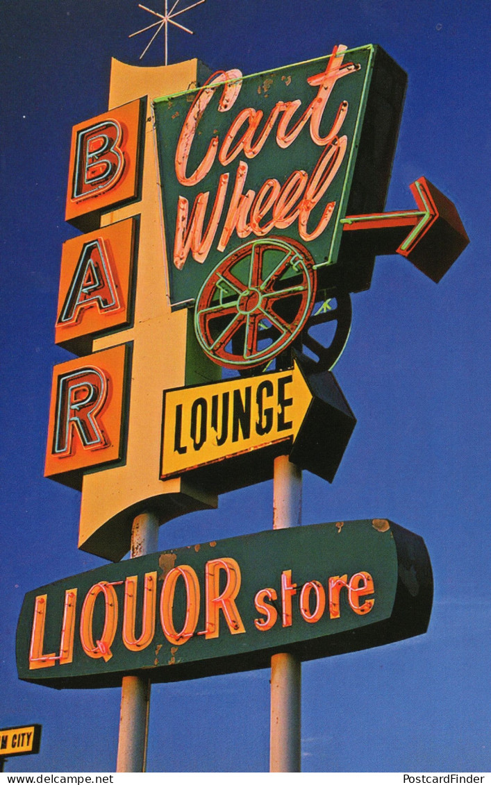 Cart Wheel Casino Montana USA Liquor Store Plain Back Postcard - Photographie