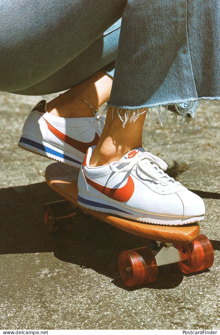 Vintage Girls Nike Trainers Shoes On Roller Skates Plain Back Postcard - Photographie